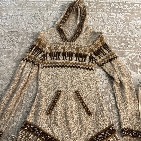 Alpaca Patterned Tan Sweater - Picture 1 of 2